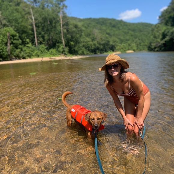 Meet your Posher, Claire - Picture 7 of 8